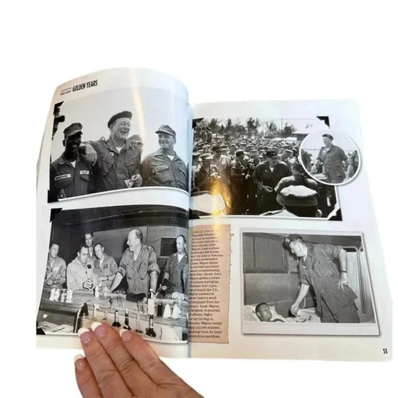 John Wayne‎ Special Collectors Edition Family Photo Album Magazine 2014 - Picture 5 of 10